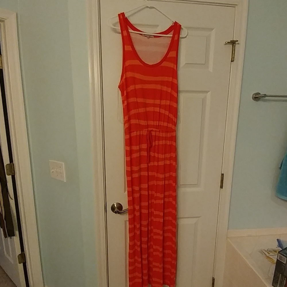 Size M Gap Maxi Dress